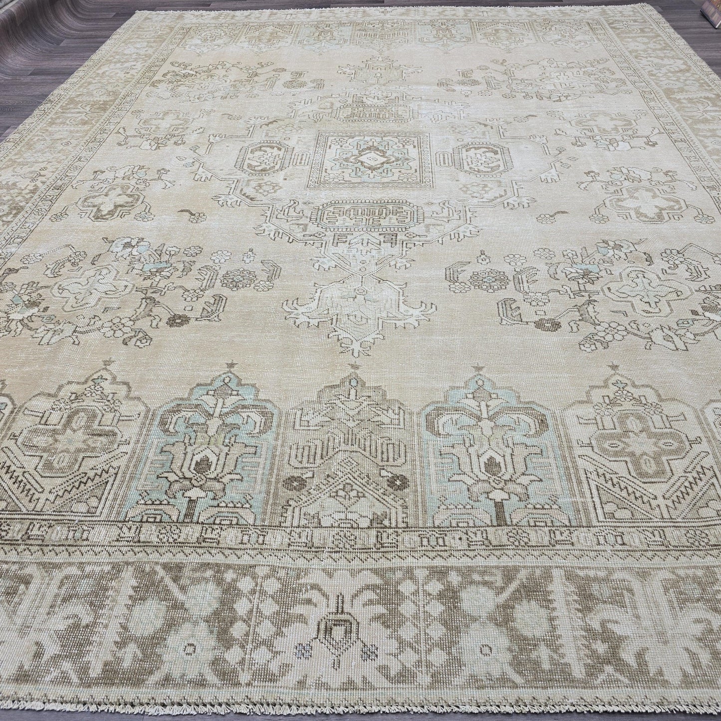 9x12 Wool Antique Rug/ Large Mahal Rug/ Rustic Decor Rug/ Primitive Rug/ Oversize Oriental Rug/9.50x11.80 feet
