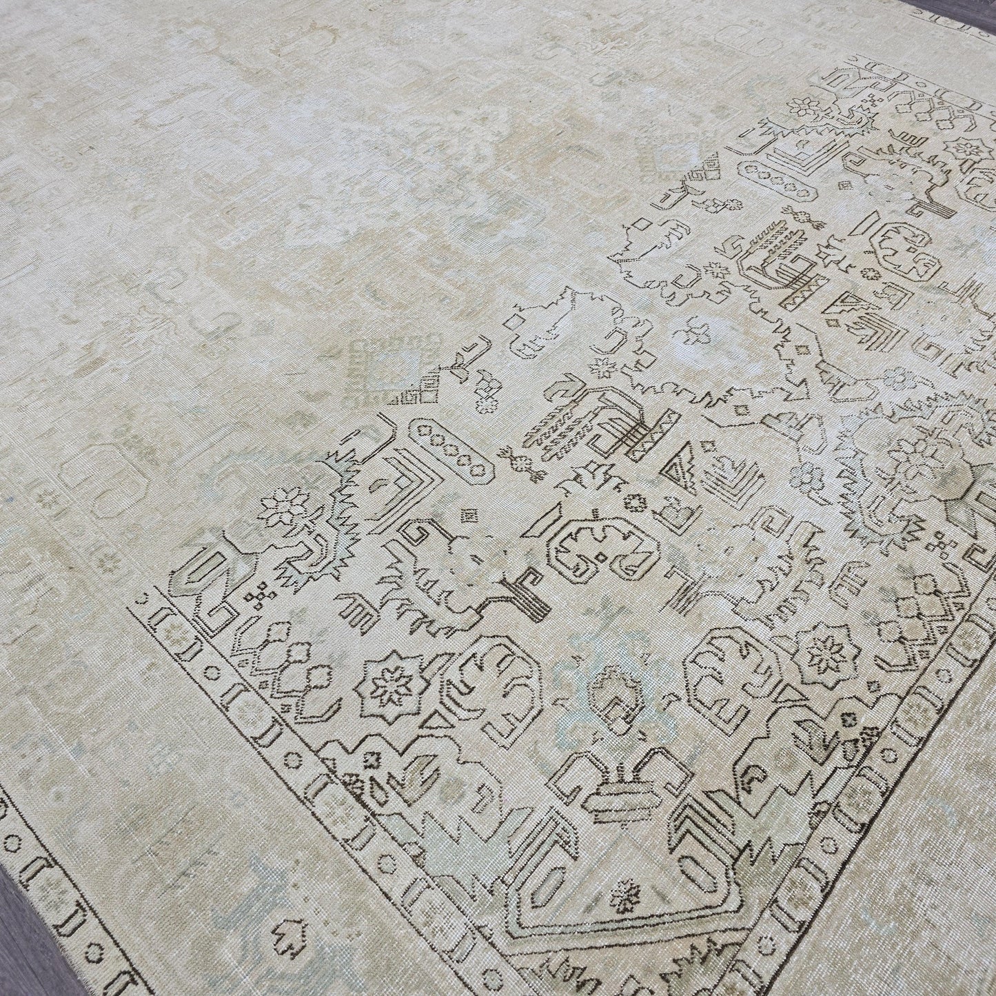Hand-Knotted Neutral Oushak Rug 9x12: Vintage Wool Oriental Carpet