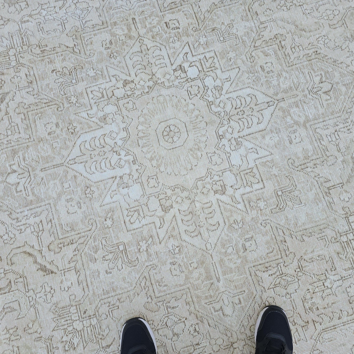 Oversize Neutral Turkish Rug 9x12: Vintage Oushak, Beige Cream Wool