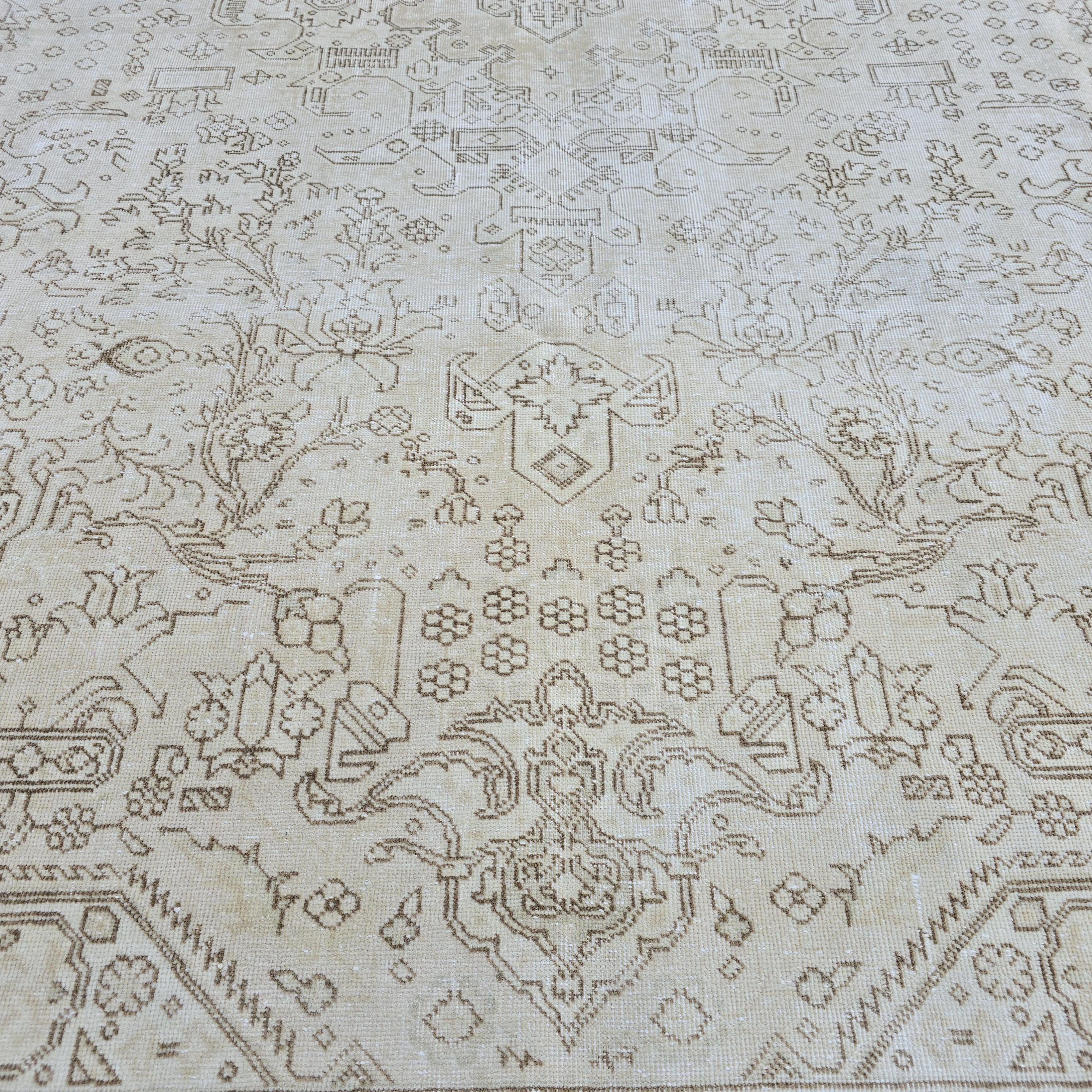 Classic Large Vintage Neutral Turkish Rug Cream Beige Brown Geometric
