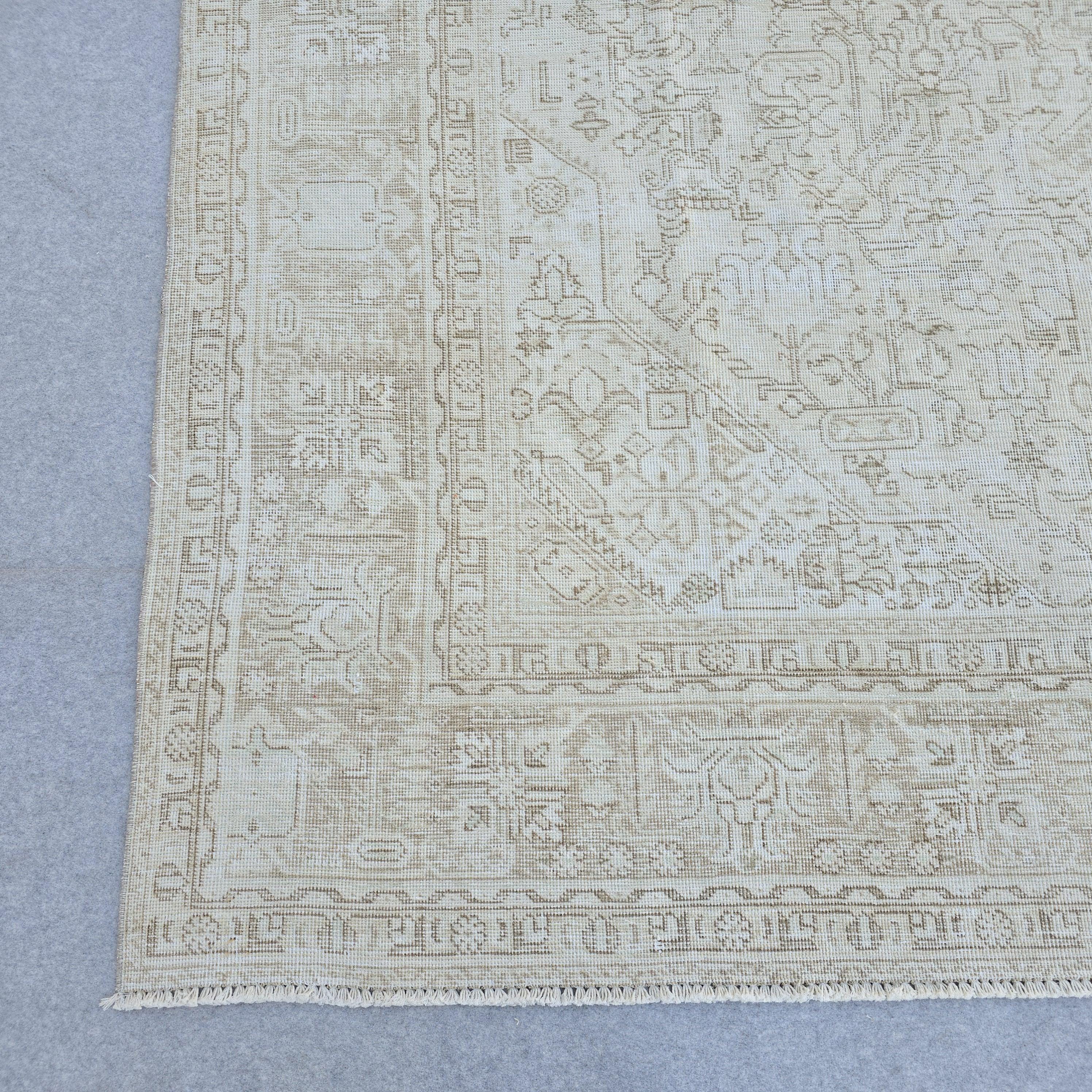 Handmade Wool Oushak Rug 9x12: Neutral Vintage Turkish Rug
