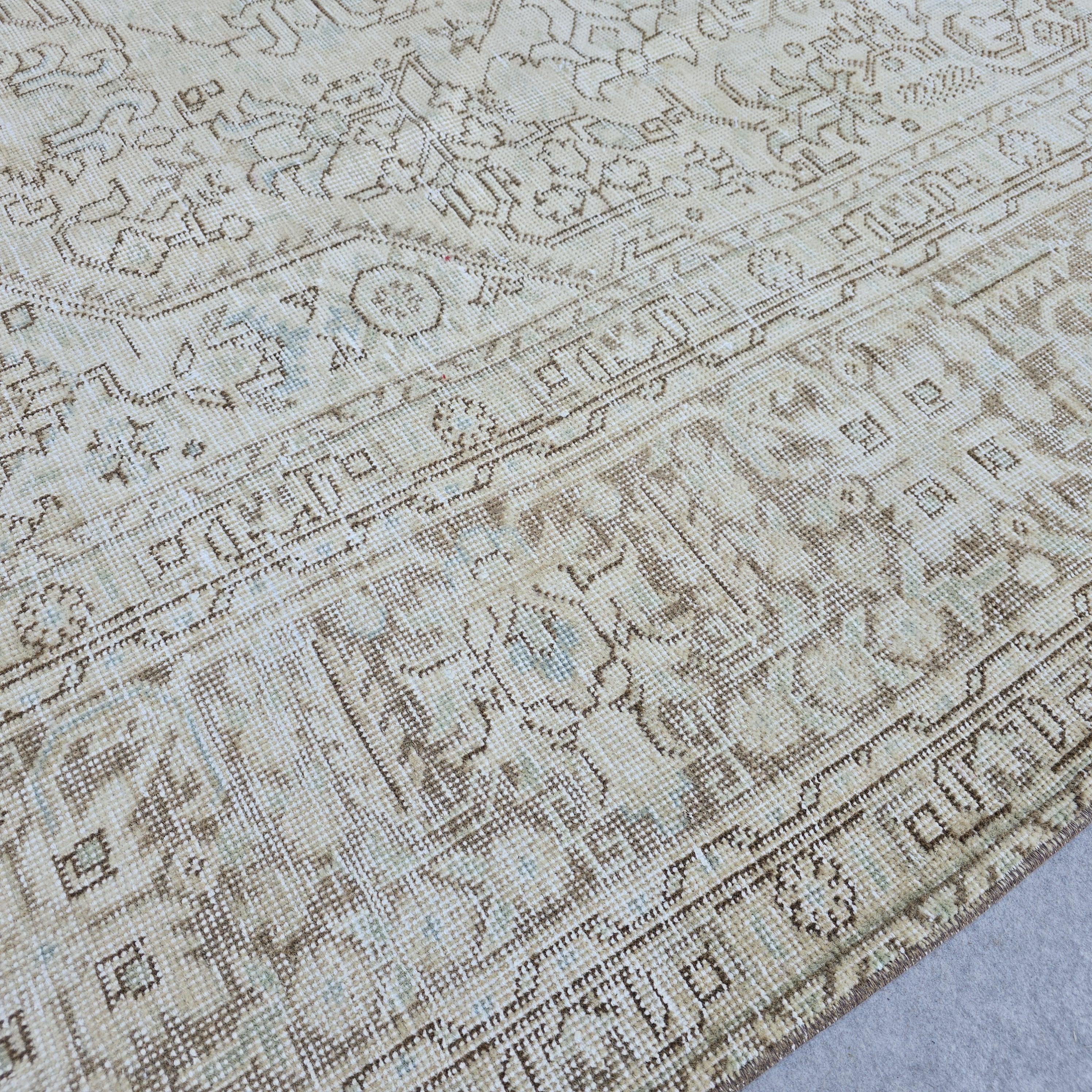 Vintage Rug 10x12 Muted Cream Beige Turkish Carpet Heriz Medallion Hand Knotted Wool