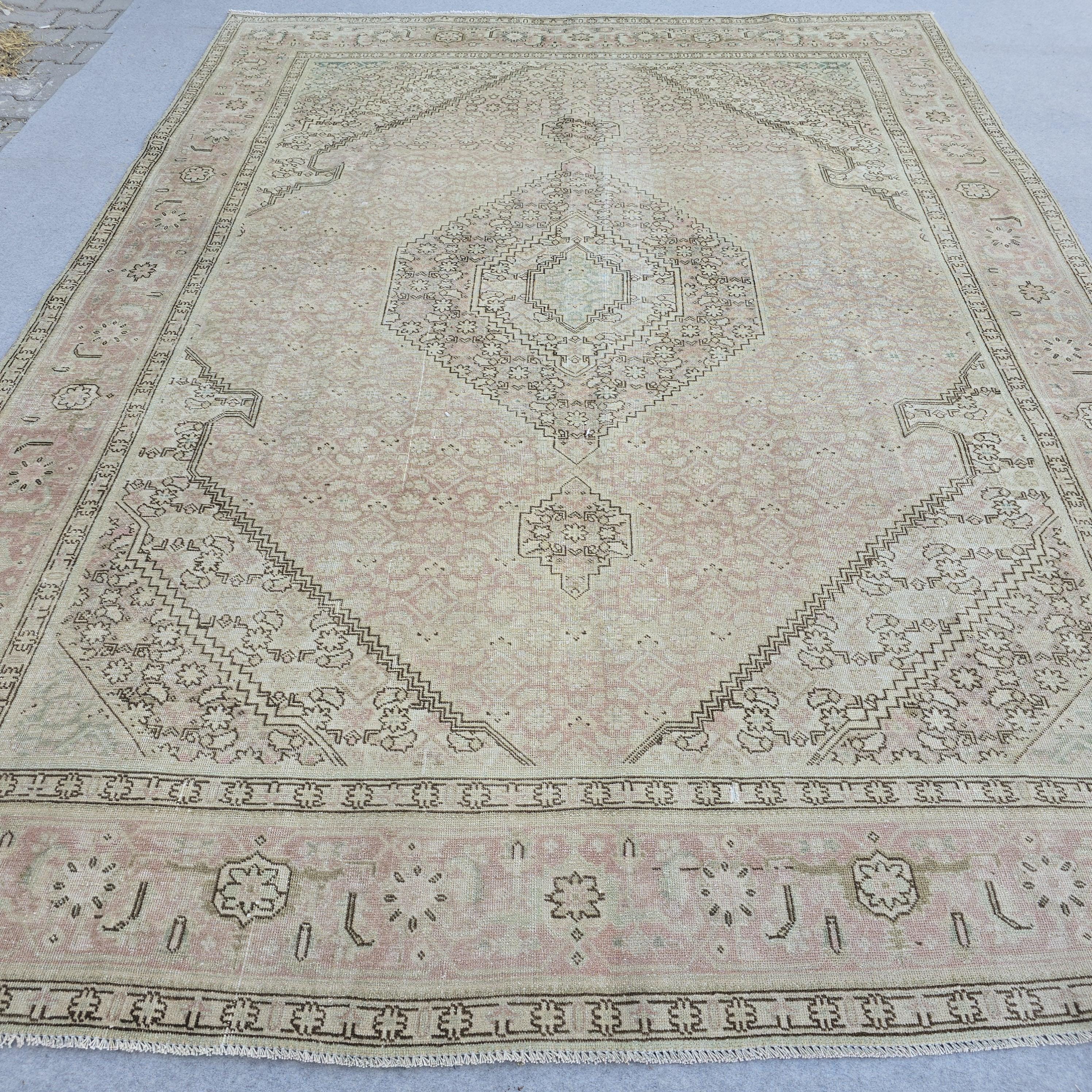 8x10 Pink Oushak Rug: Hand-Knotted Vintage Turkish Wool Carpet