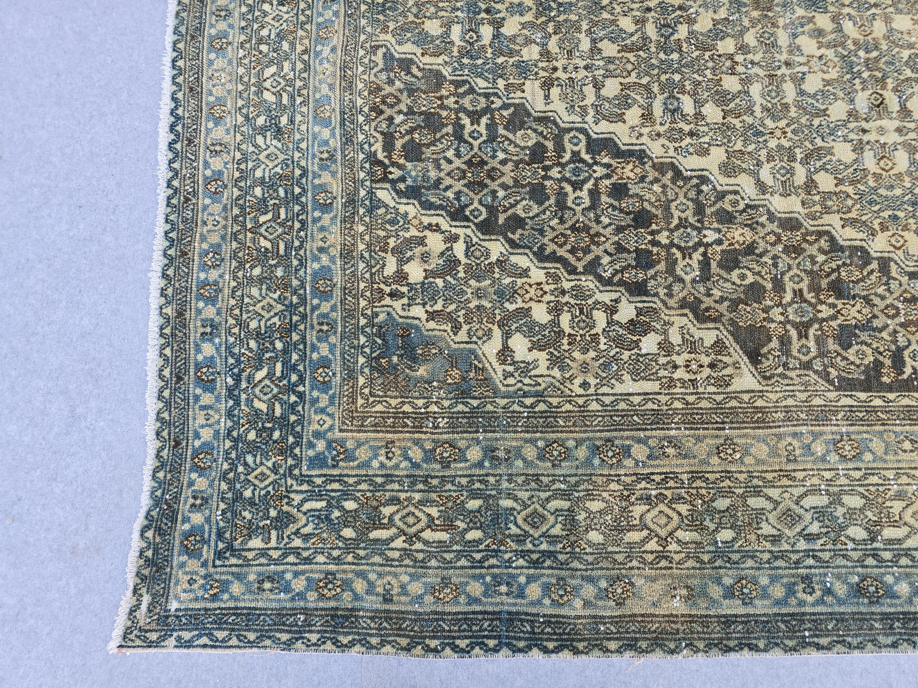 Oversize Turkish Oushak Rug 10x17: Vintage Anatolian Wool Carpet