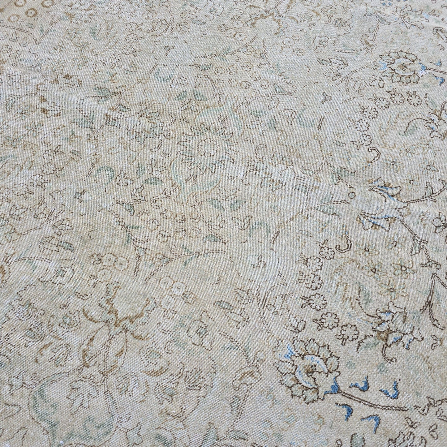 10x12 Vintage Rug Beige Cream Muted green Blue Floral Hand Knotted Turkish Area Carpet
