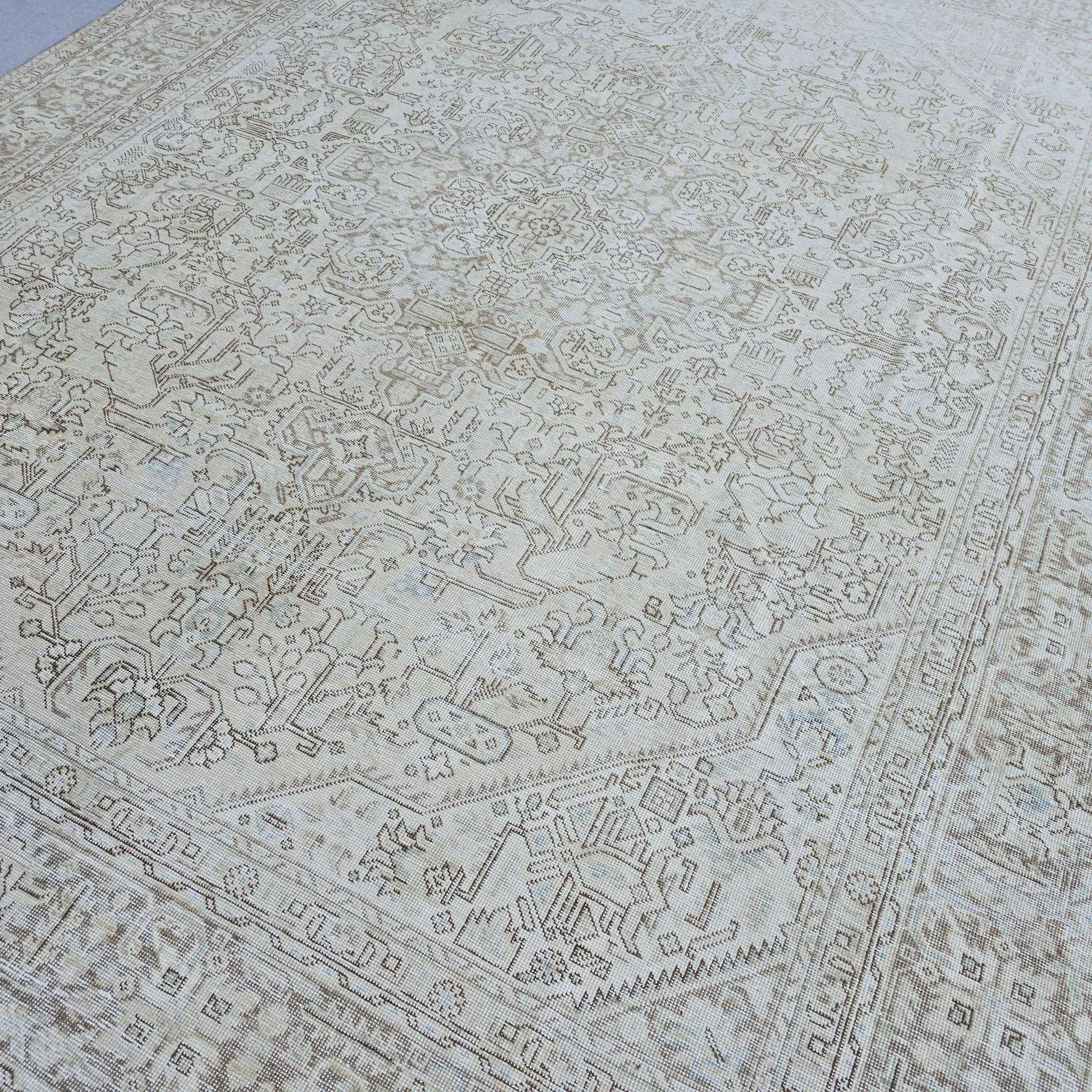 Vintage Rug 10x12 Muted Cream Beige Turkish Carpet Heriz Medallion Hand Knotted Wool
