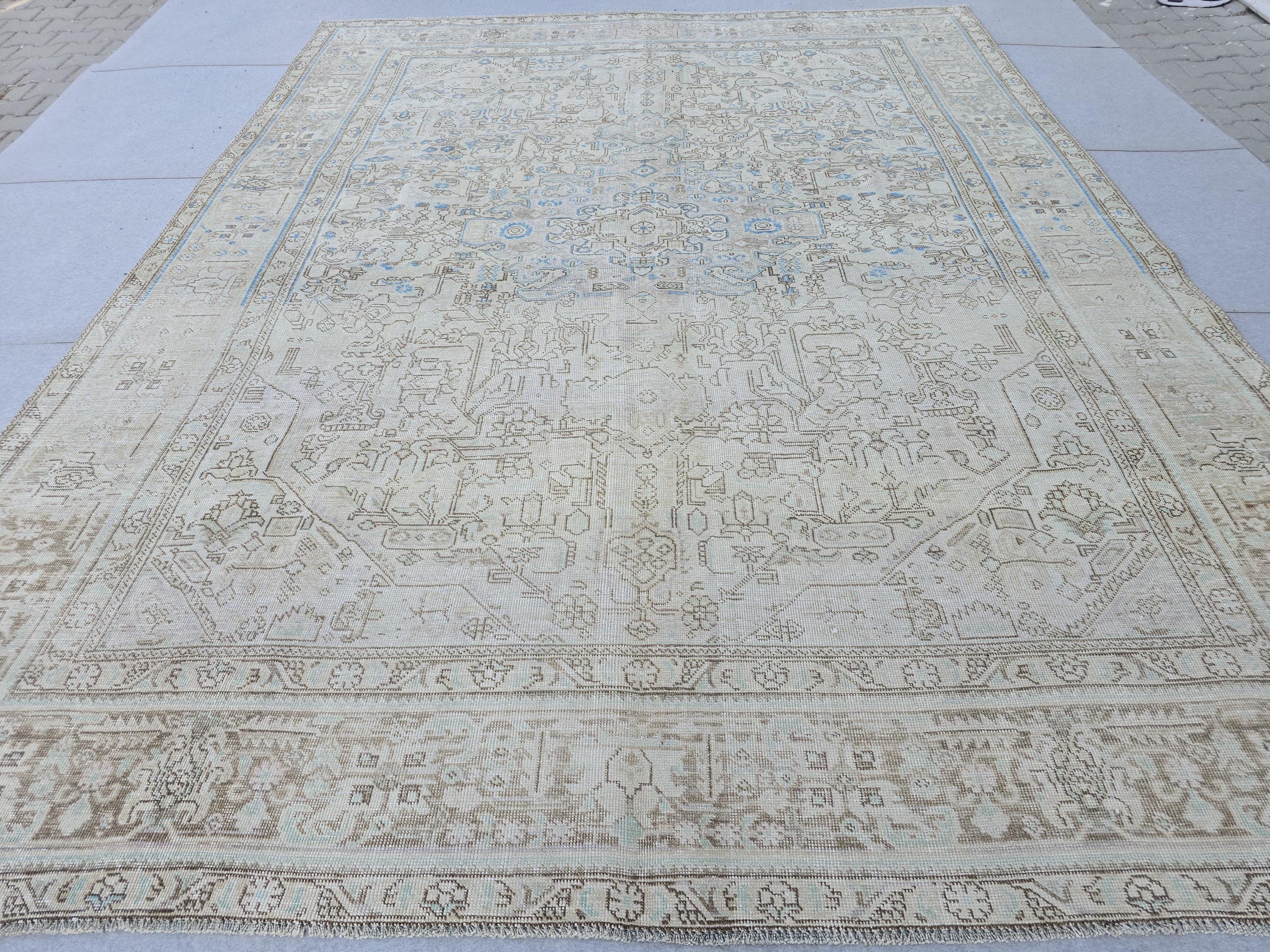 9x12 Neutral Area Rug Vintage / Beige and Blue Handmade Wool Oushak Rug