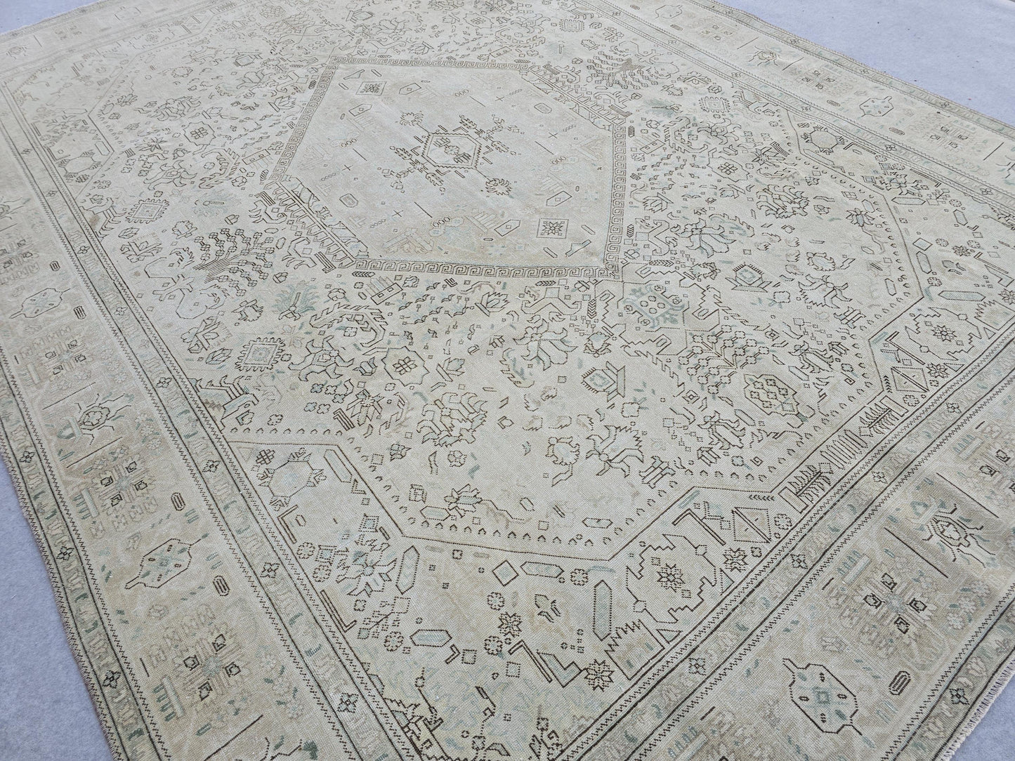 Neutral Persian Rug 9x12 Ivory Aqua Medallion Hand Knotted Vintage Wool