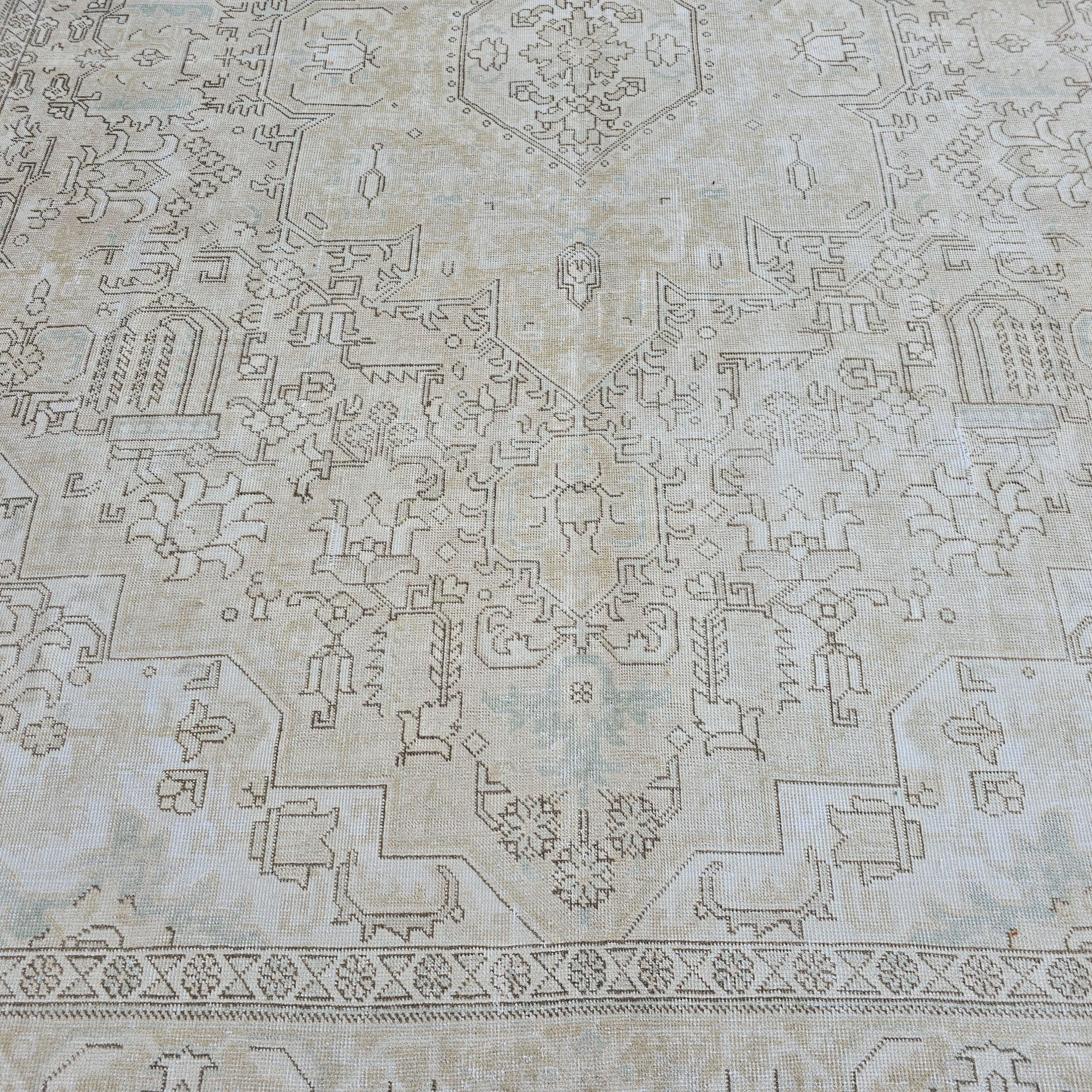 9x12 Beige Turkish Oushak Rug: Handwoven Vintage Wool Carpet