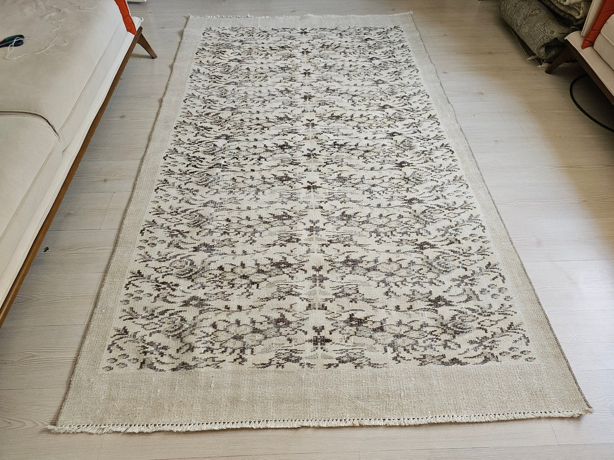 5x8 Vintage Neutral Handmade Turkish Rug //4.80x8.10 feet