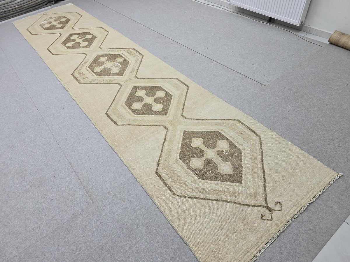 3x15 Oushak Runner Rug, Neutral Faded Vintage Turkish Wool Hallway Runner, Extra Long Distressed Anatolian Medallion Runner, Boho Decor