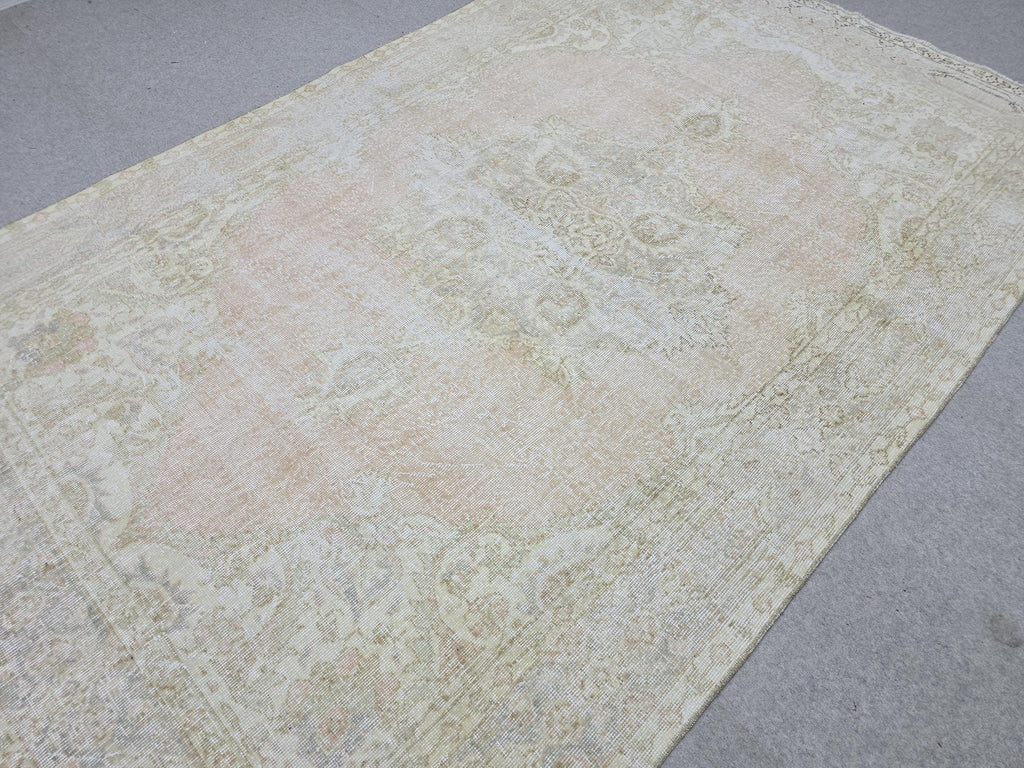 Vintage Rug 6x9, Faded Oushak Carpet, Muted Medallion Turkish Area Rug for Bedroom, Distressed Neutral Wool Rug