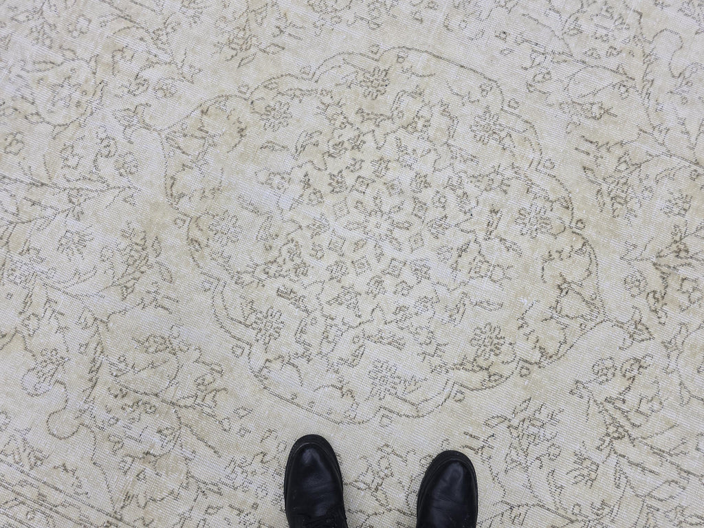 Vintage Turkish Oushak Rug 7x10, Cream Floral Wool Carpet