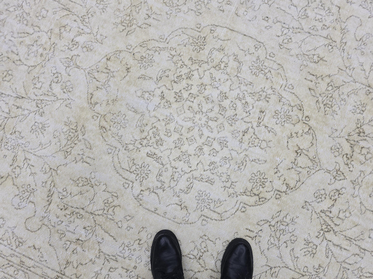 Vintage Turkish Oushak Rug 7x10, Cream Floral Wool Carpet