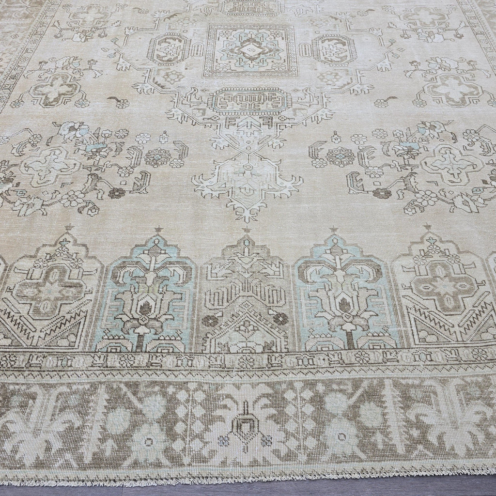 9.5x12.5 ft Antique Mahal Rug: Large Wool Oriental Carpet