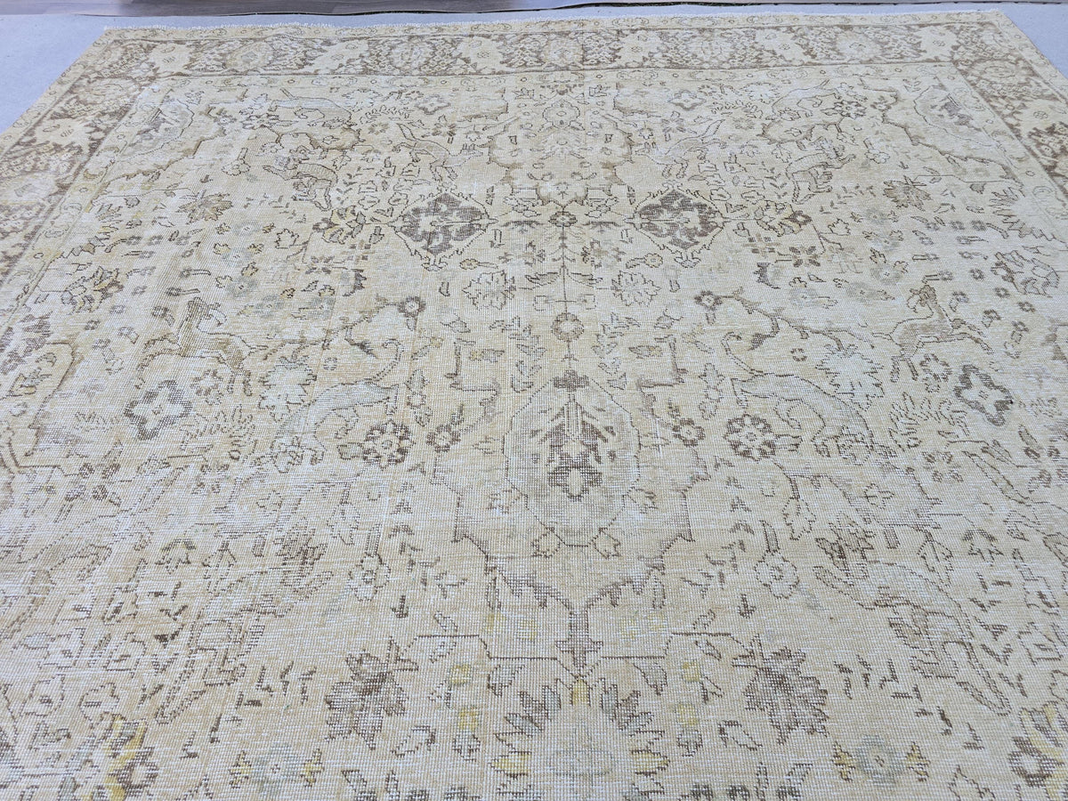10x12 Turkish Rug, Beige Animal Design Vintage Hand Knotted Wool Rug