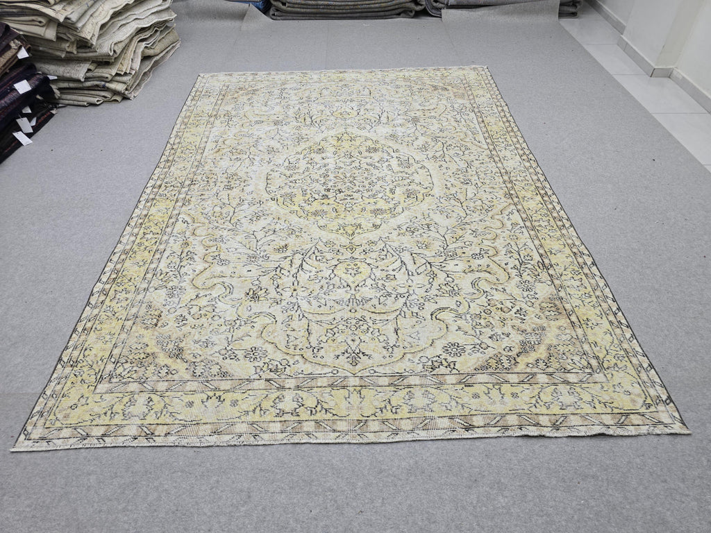 7x9 Neutral Vintage Turkish Oushak Rug for Bedroom/ High Quality Wool Area Rug