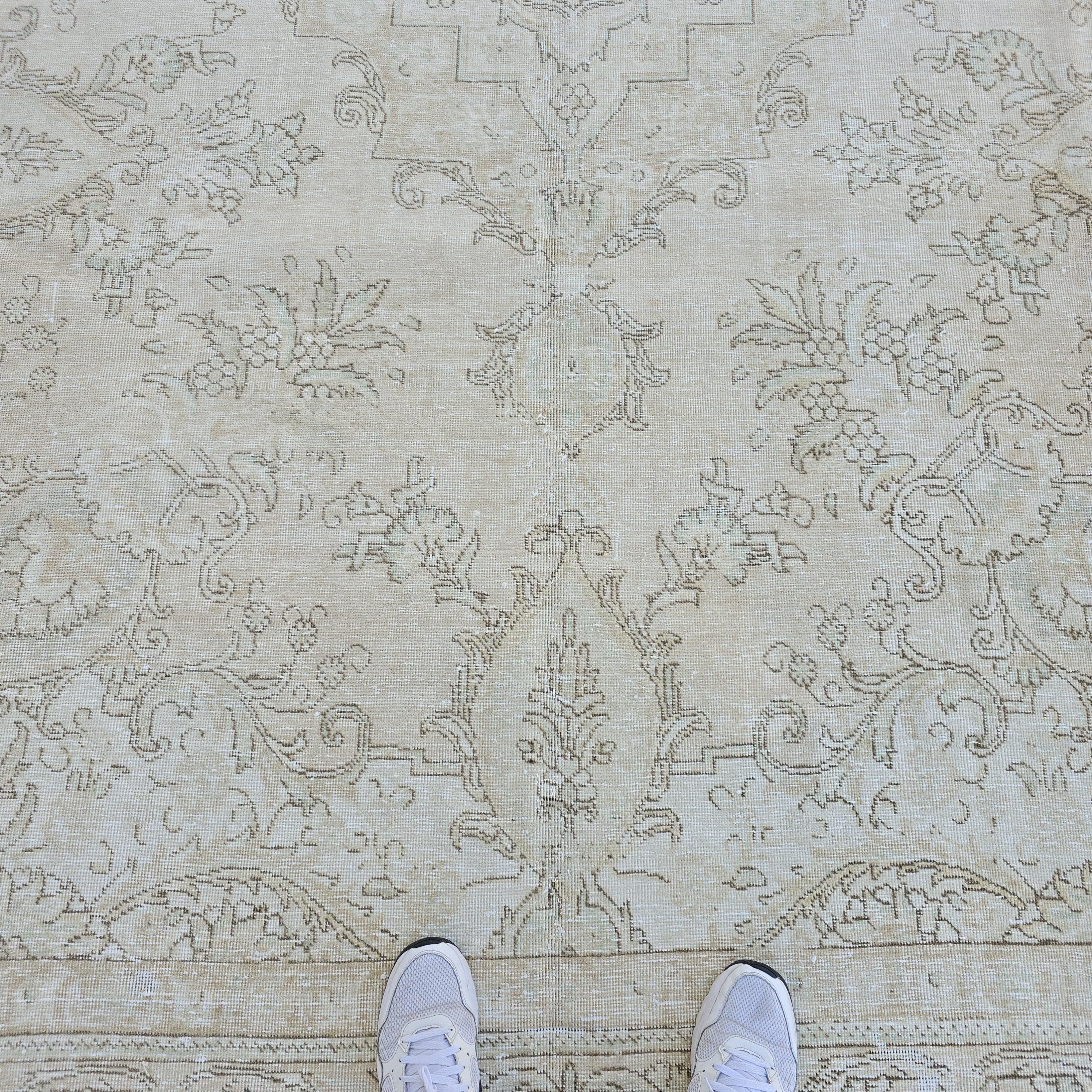 Vintage Oushak Rug 9.5x12.5 ft: Hand-Knotted Wool, Muted Beige Brown Pink
