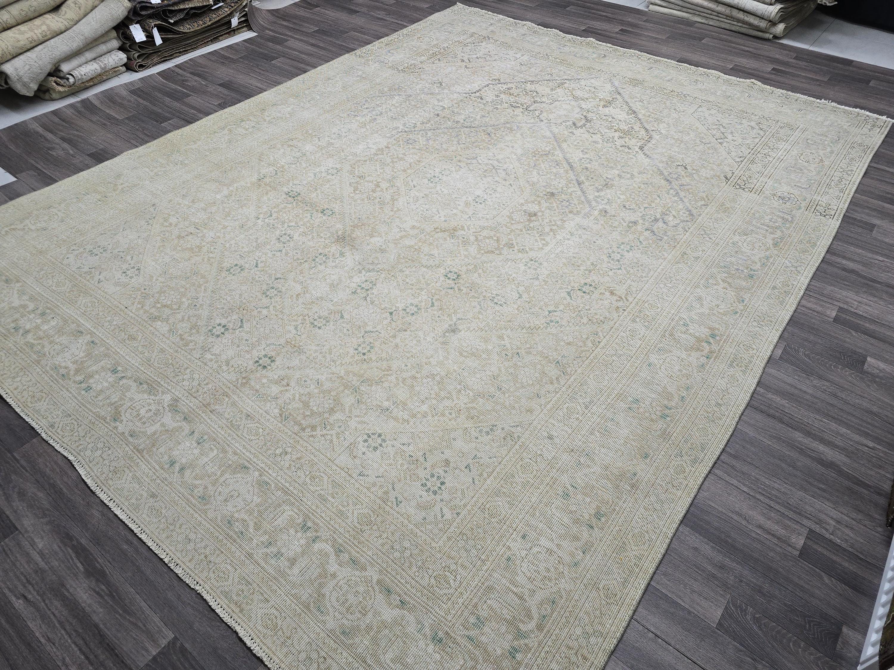 Hand Knotted Wool Oushak Rug: 9x13 Vintage Turkish Area Rug