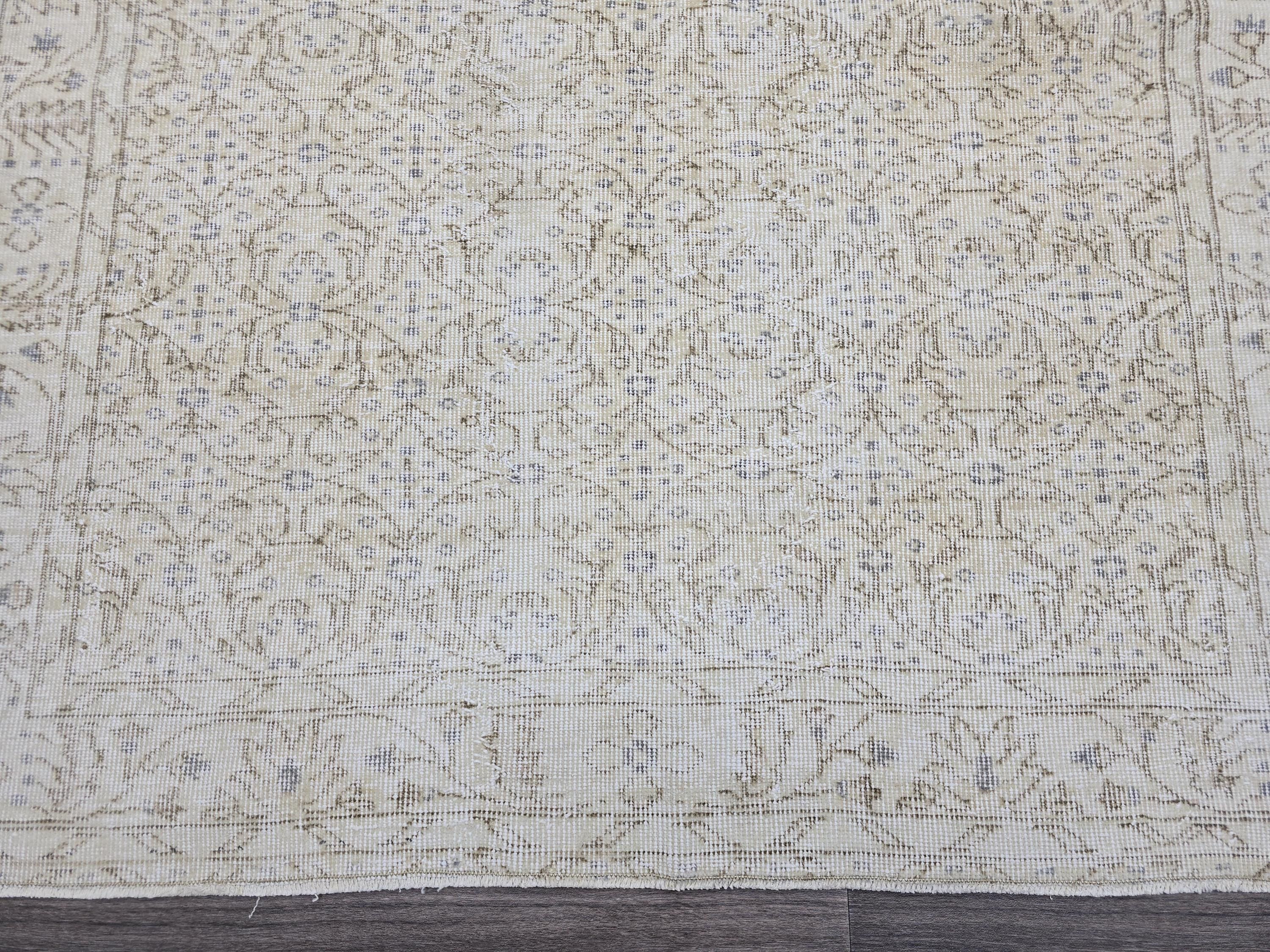 Vintage Turkish Oushak Rug 5x8: Handmade Wool Beige Carpet