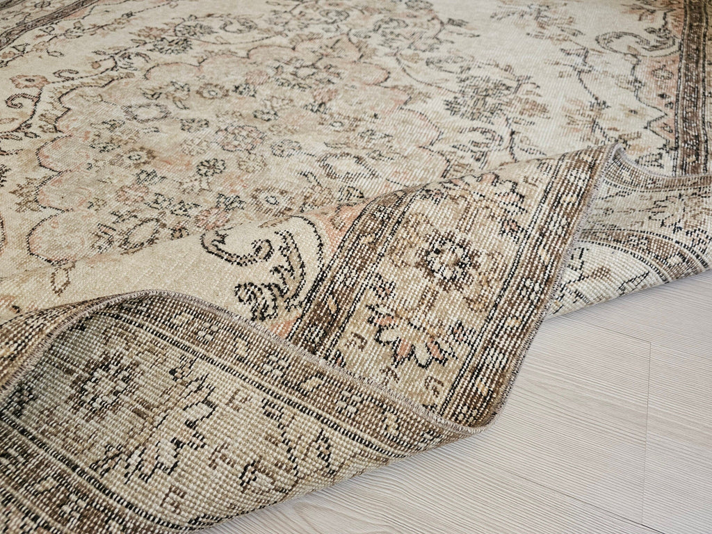 6x9 Turkish Rug Hand Knotted Oriental Vintage Rug