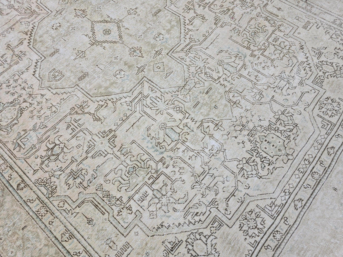Large Vintage Oushak Rug 8x11 Neutral Beige Turkish Area Rug Living Room