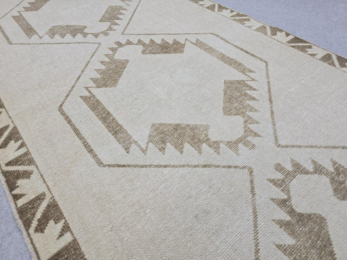4x16 Vintage Rug, Extra Long Handwoven Turkish Anatolian Wool Runner, Neutral Medallion Rug, Boho Farmhouse Decor, Wide Hallway Runner