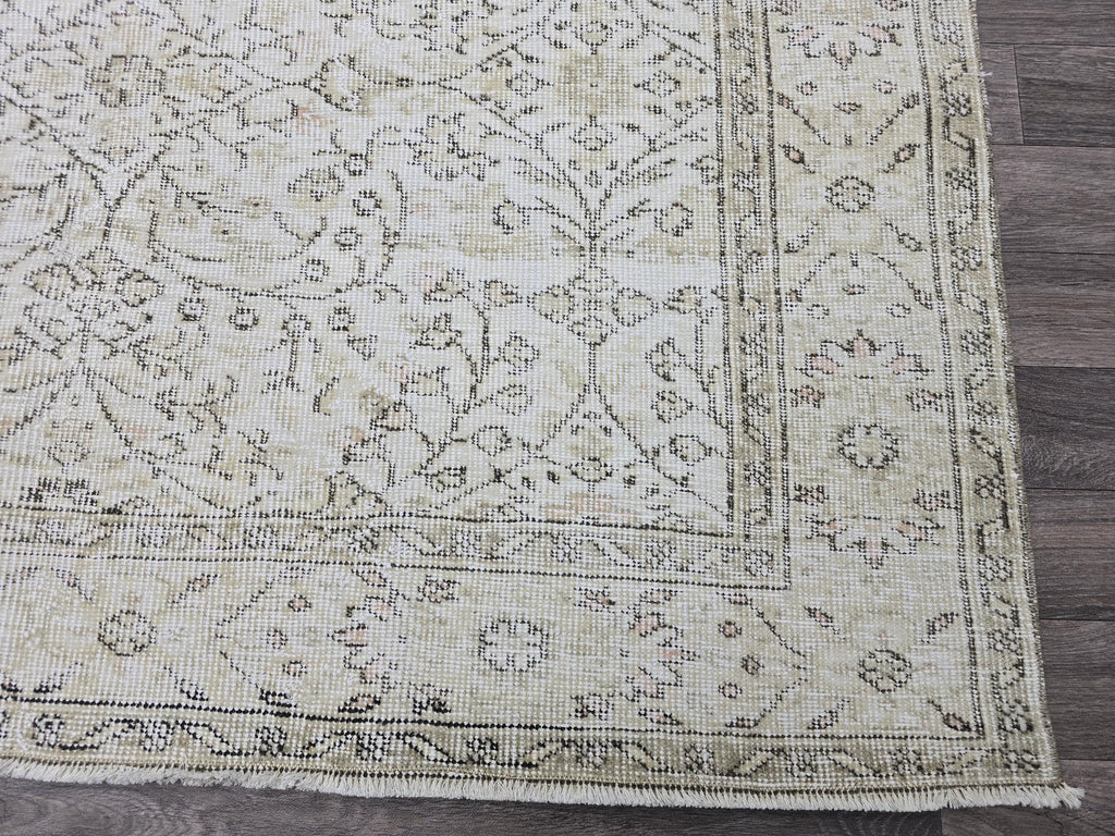 Vintage Turkish Oushak Rug 5x9: Handknotted Wool Floral Carpet