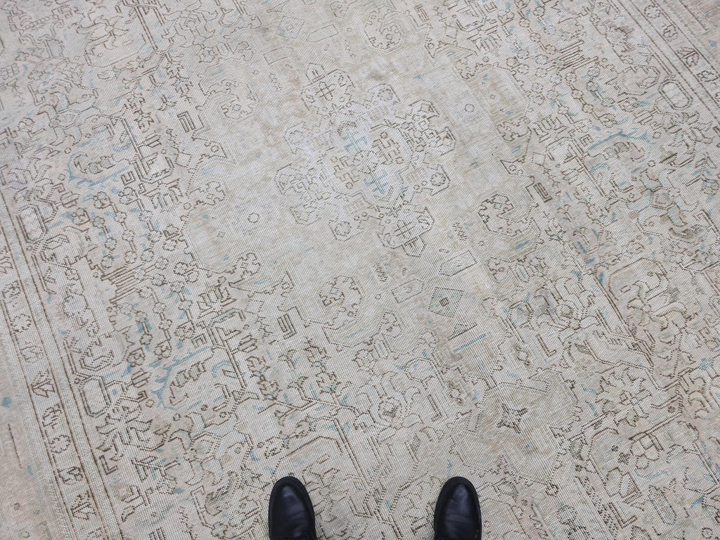 Classic Vintage Neutral Turkish Area Rug //9.60x11.75 feet