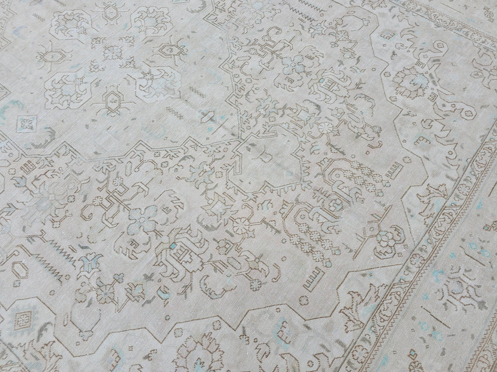 9x12 Vintage Neutral area Rug for Livingroom - High Quality Wool Oushak Area Rug - Handmade Turkish Area Rug for Bedroom