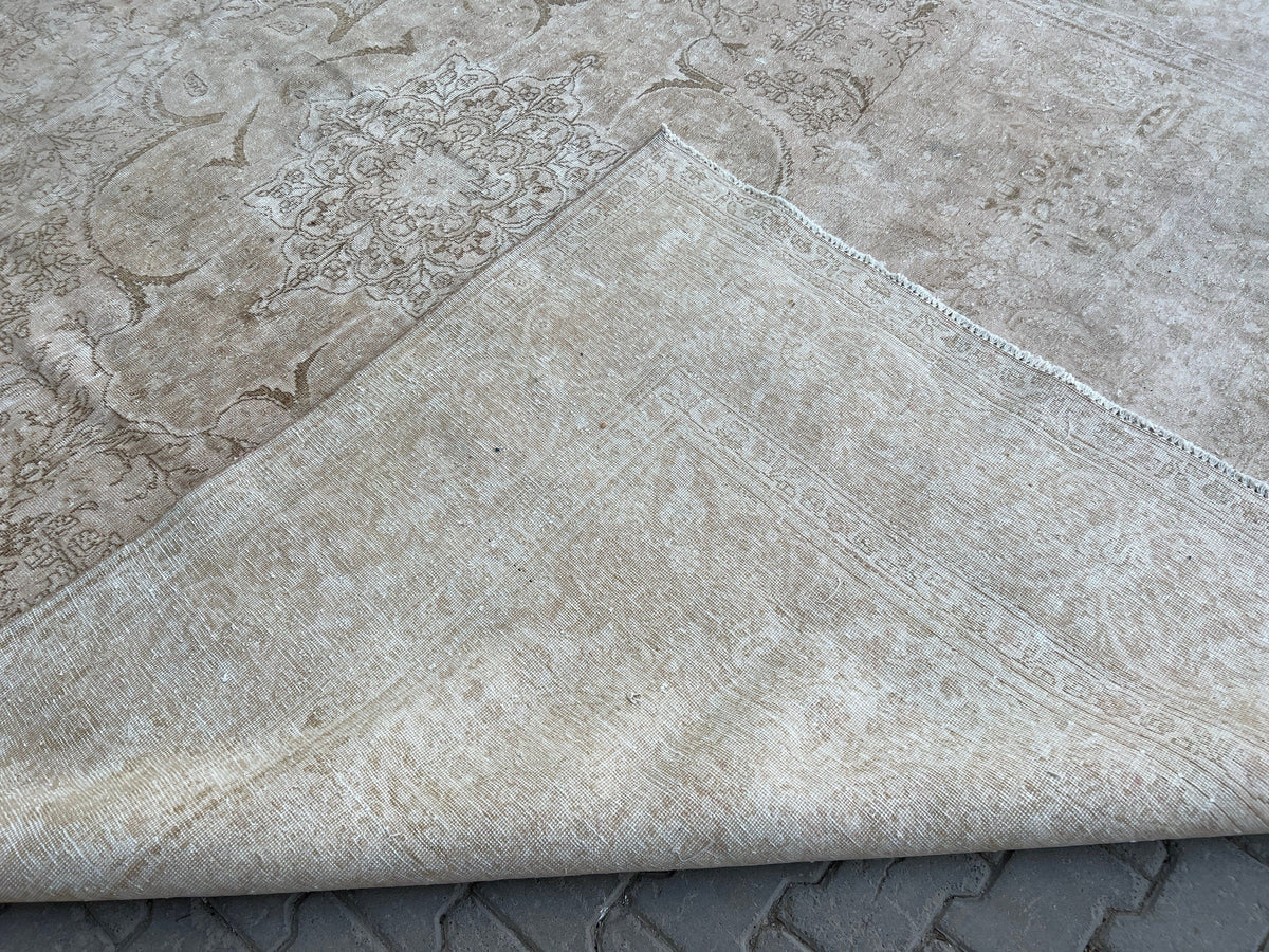 10x13 Neutral Antique Area Rug/ Distressed Wool Turkish Oushak Rug /10.10x12.80 feet