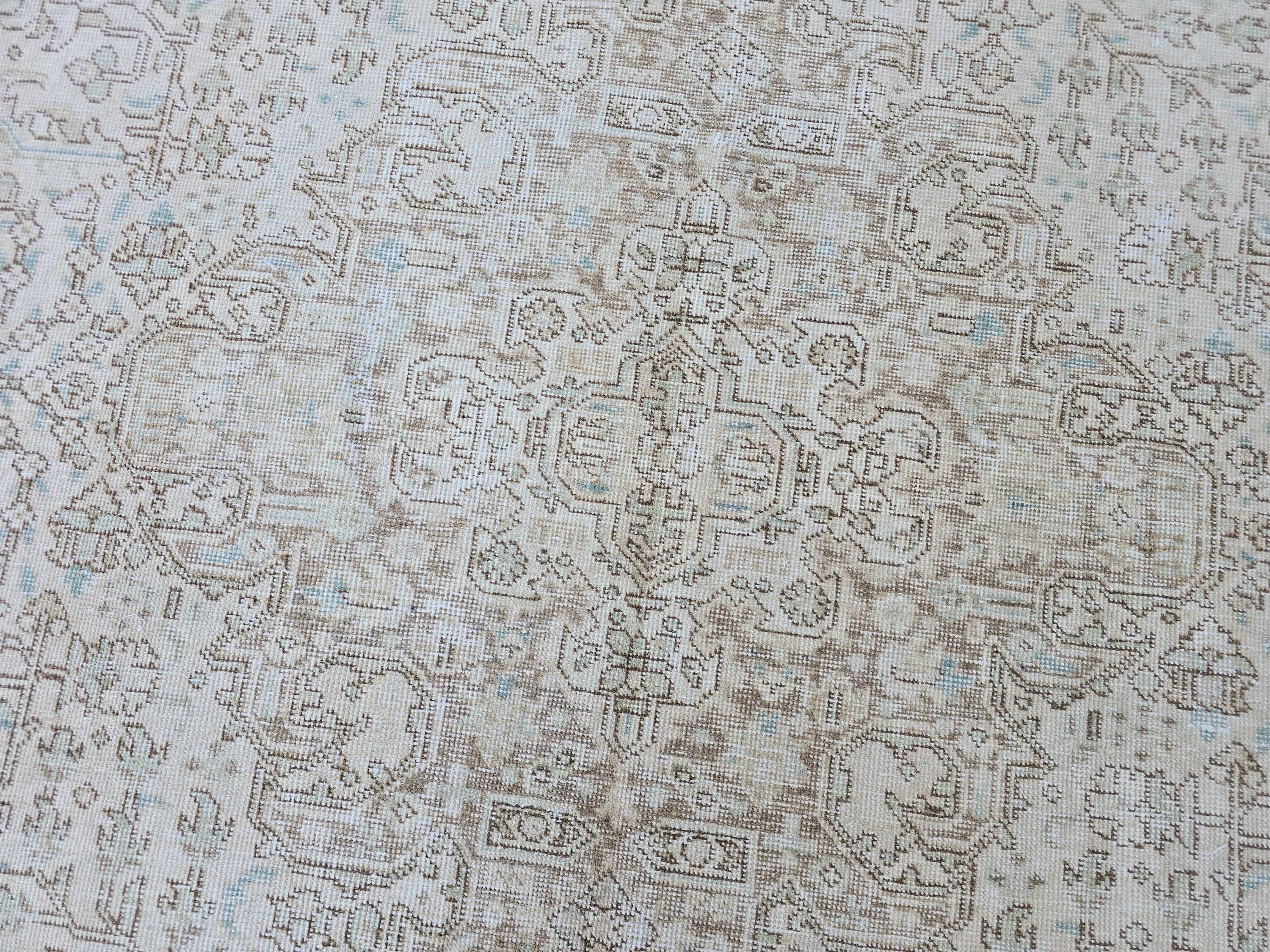 9x12 Wool Area Rug/ Hand Knotted Neutral Oushak Rug for Livingroom and Office/ Authentic Faded Vintage Rug/ Aesthetic Bedroom Rug/ Beige Rug