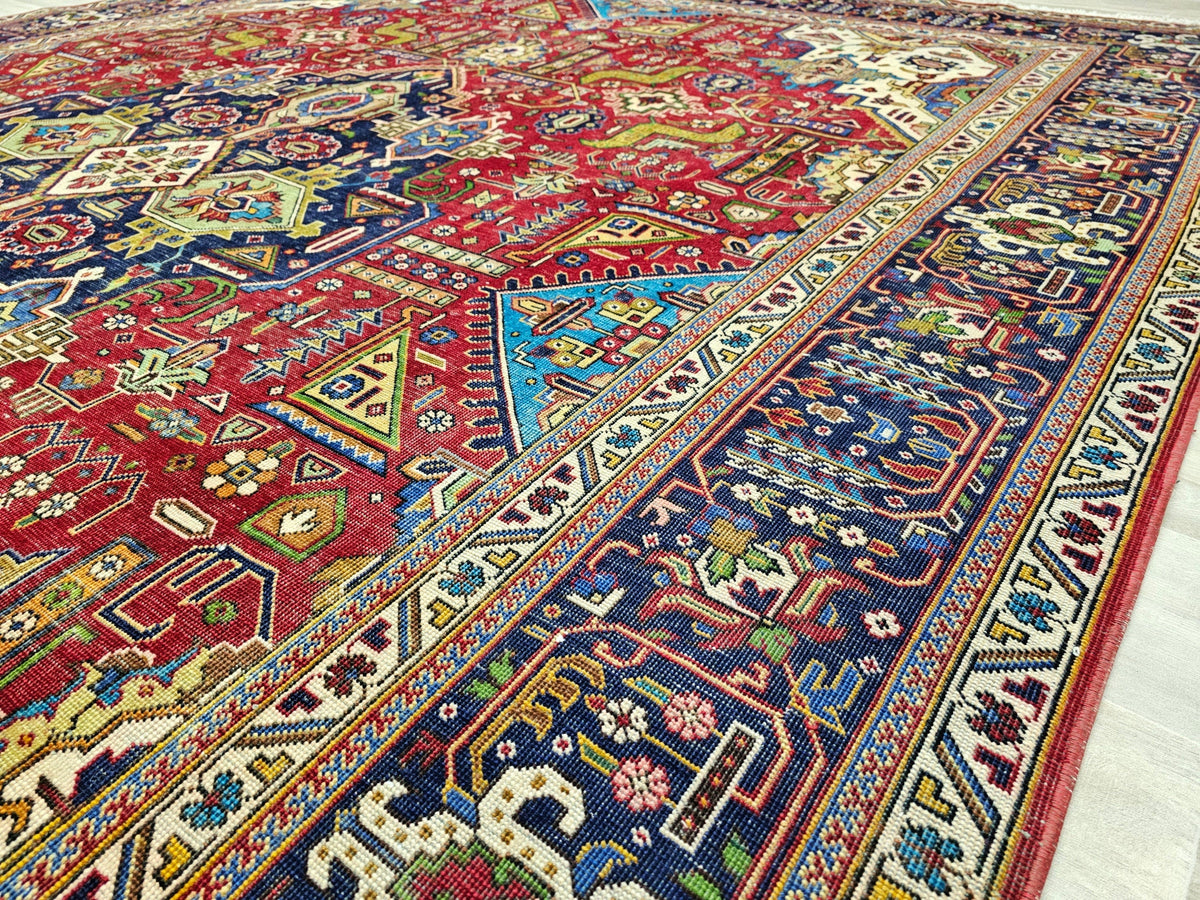 Hand Knotted Heriz Rug: Oversize Vintage Wool Red Cream Blue