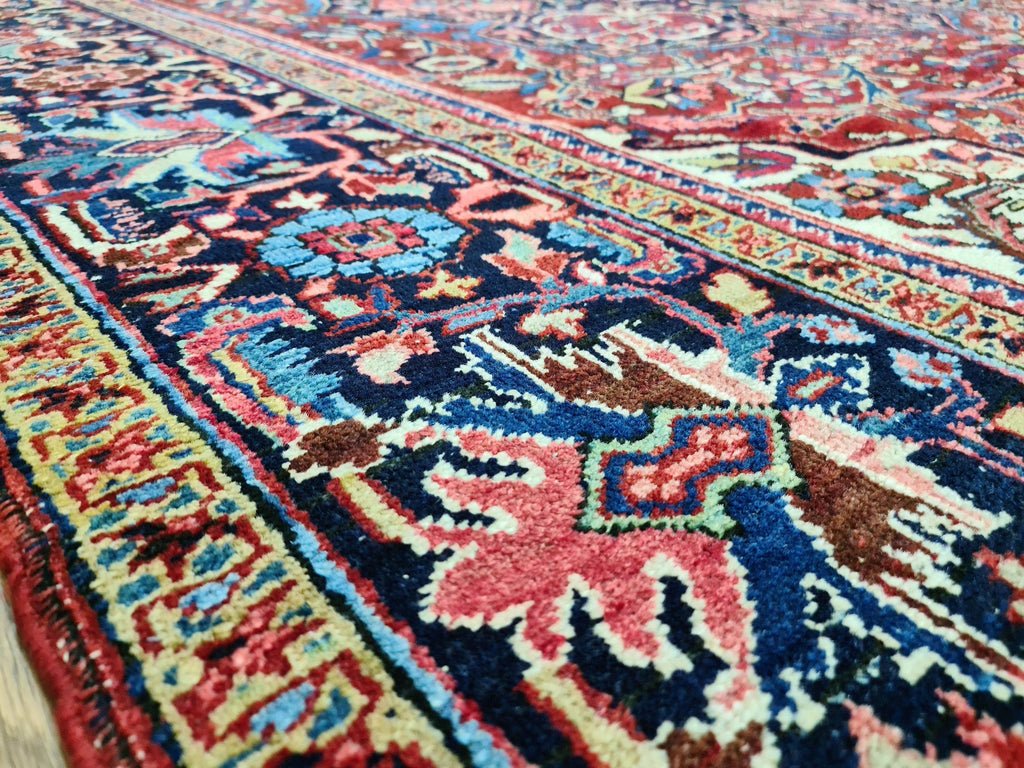 Large Hand-Knotted Heriz Rug: Antique Wool Oriental Carpet