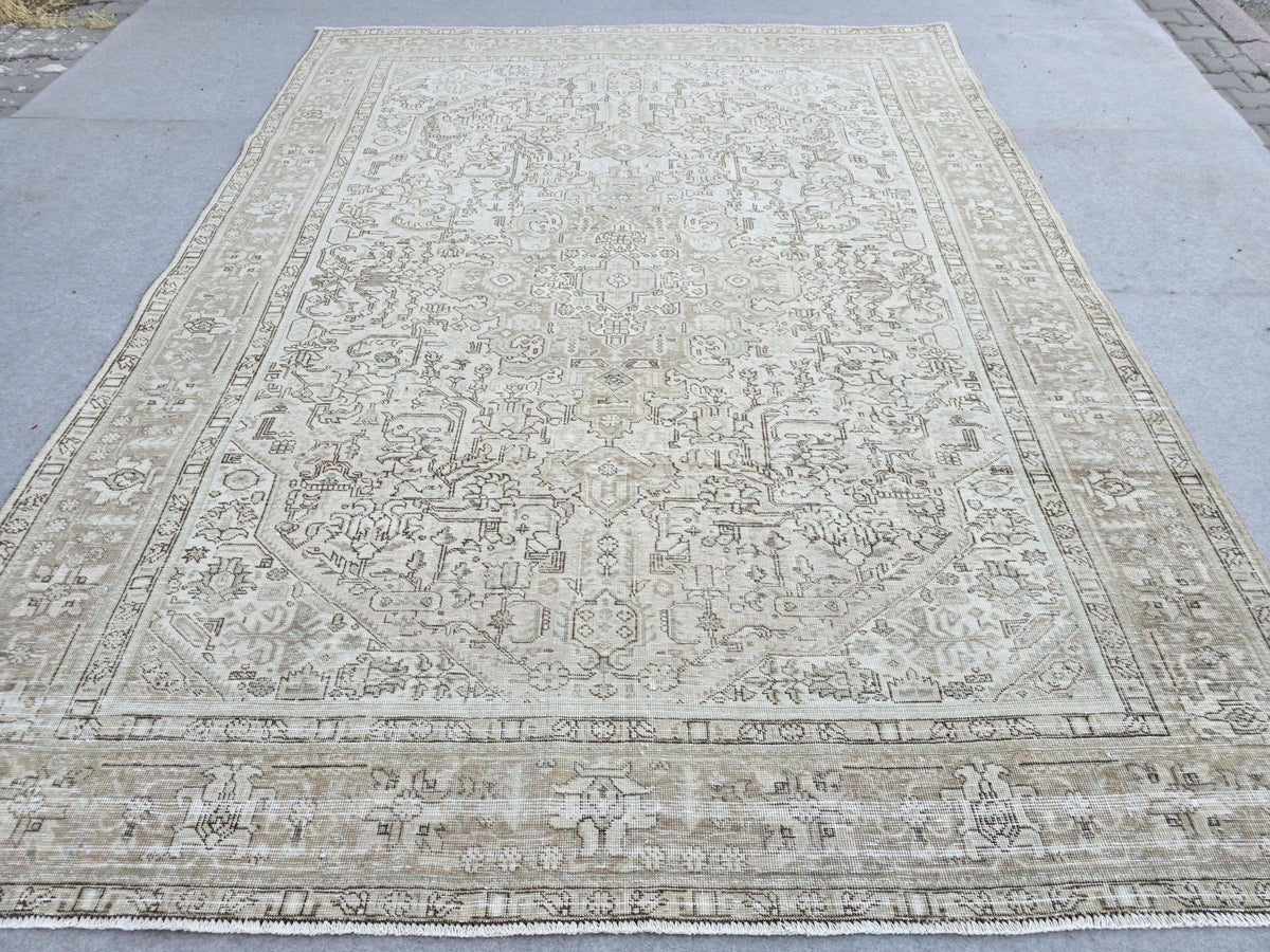 Oushak Rug 8x10, Vintage Hand Knotted Wool Rug, Faded Ivory  Area Rug for Dining Room, Neutral Antique Carpet, Coastal Decor
