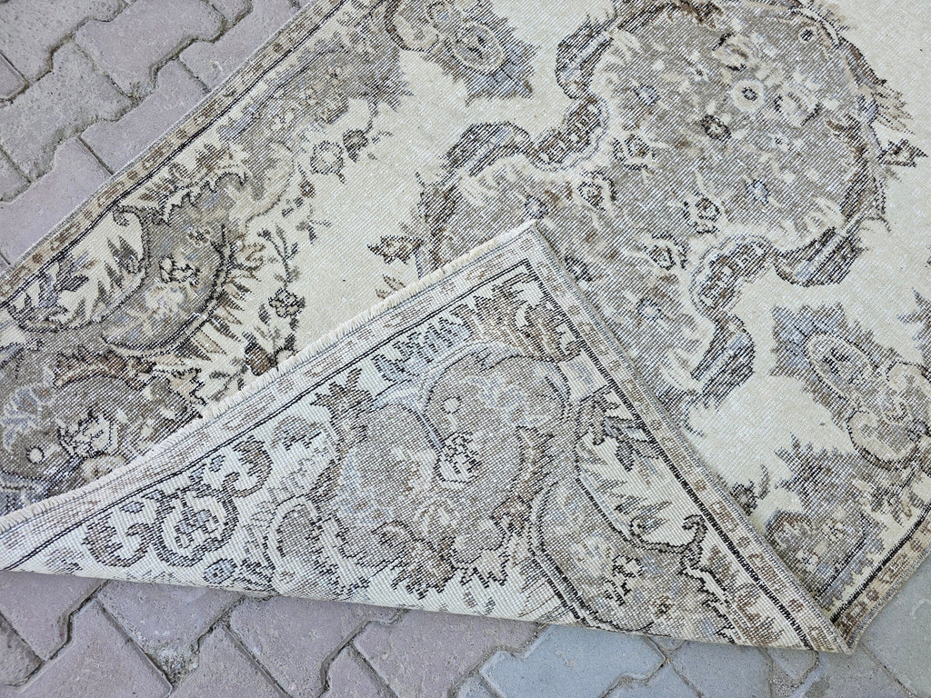 Vintage Oushak Rug 4x7: Hand-Knotted Turkish Wool Rug