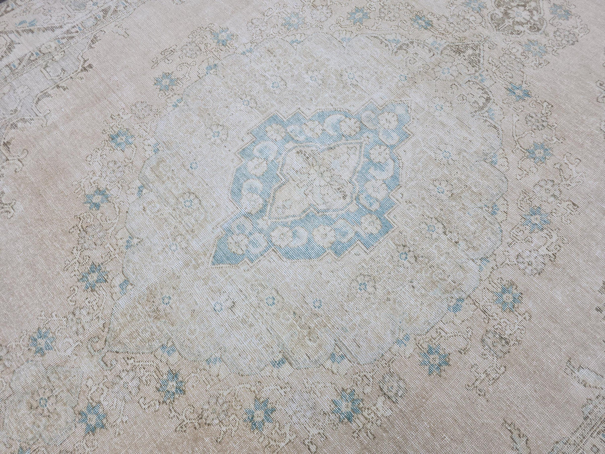 9x12 Beige Blue Faded Vintage Turkish Area Rug/ Natural Wool Rug / Authentic Carpet