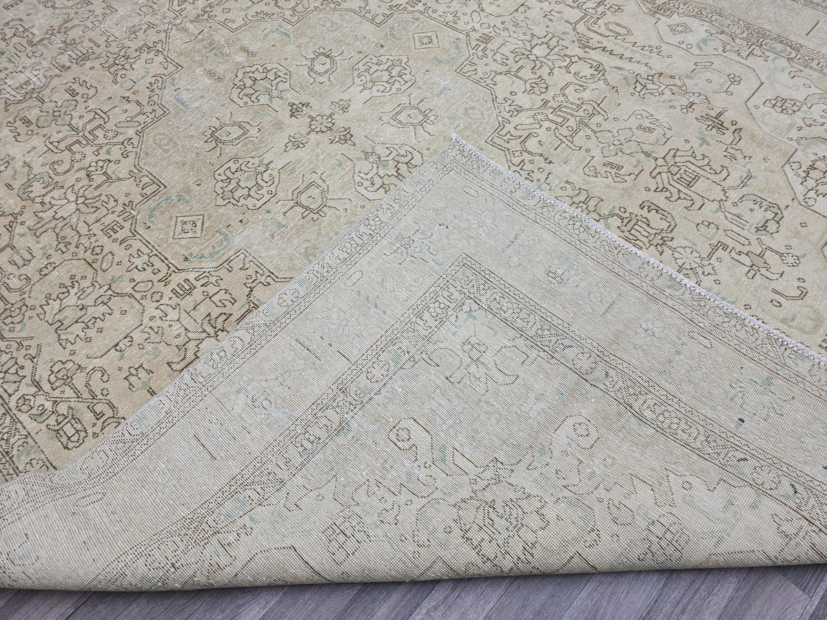 9x12 Vintage Heriz Rug: Neutral Oriental Wool, Large Area Rug