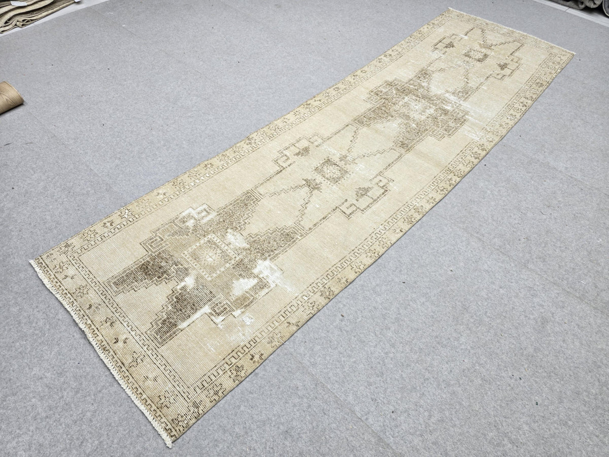 Vintage Rug 3.2x10.5 Runner,  Wool Rug for Breakfast Nook, Double Border Turkish Carpet, Antique Gold Rug, Studio Loft Decor
