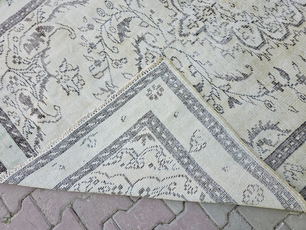 6x9 Vintage Turkish Oushak Rug: Hand-Knotted Wool Area Rug