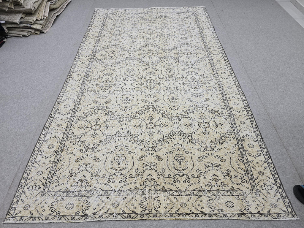 Turkish Rug 6x10, Vintage Wool Area Rug, Cream Beige Floral Carpet for Living Room, Muted Neutral Handknotted Rug