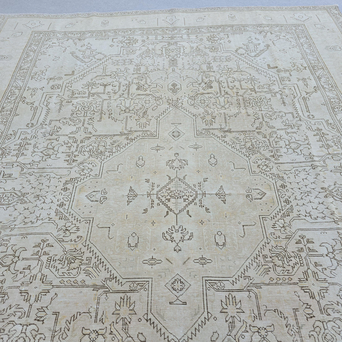 9x12 Neutral Vintage Area Rug/ Hand Knotted Wool Oushak Rug for Livingroom/ Authentic Turkish Rug/ Cream/Beige Wool Area Rug/Extra Large Rug