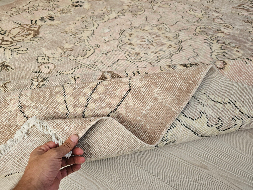 Handknotted 6x9 Oushak Rug: Pink Vintage Turkish Wool Carpet