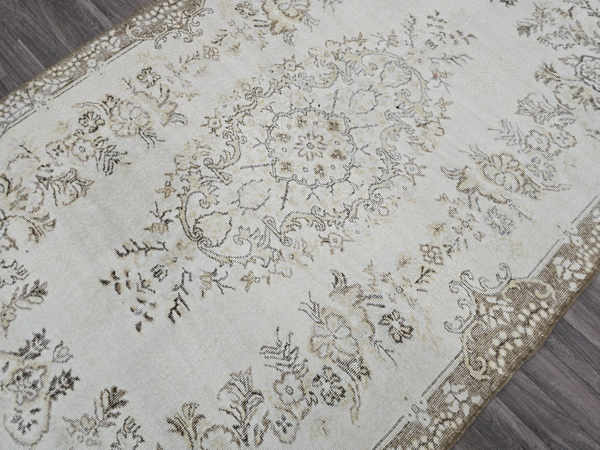 6x9 Feet Vintage Turkish Oushak Area Rug | Neutral Handmade Wool Carpet