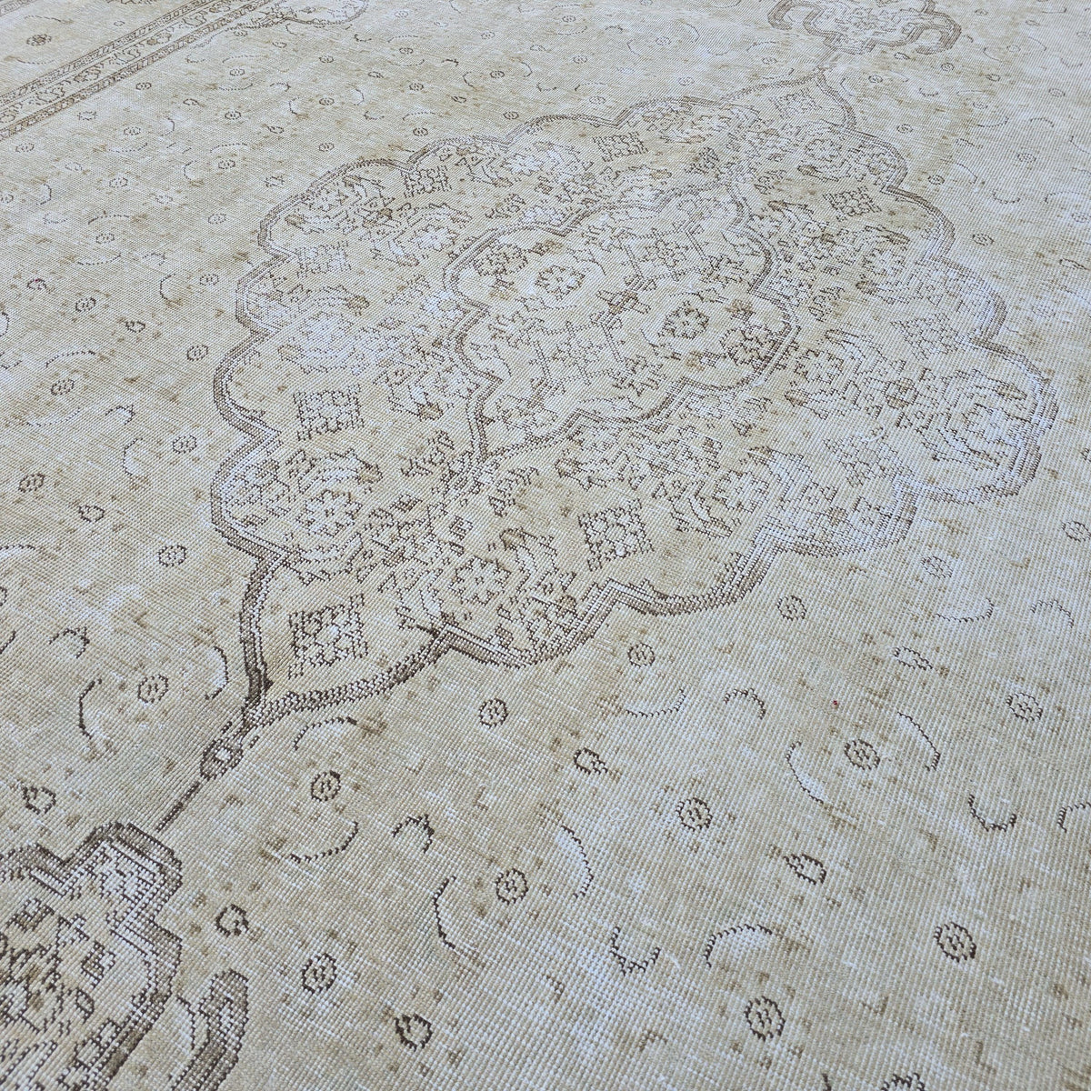 Vintage Rug 9x12 | Large Medallion Area Rug | Hand Knotted Neutral Anatolian Style Living Room