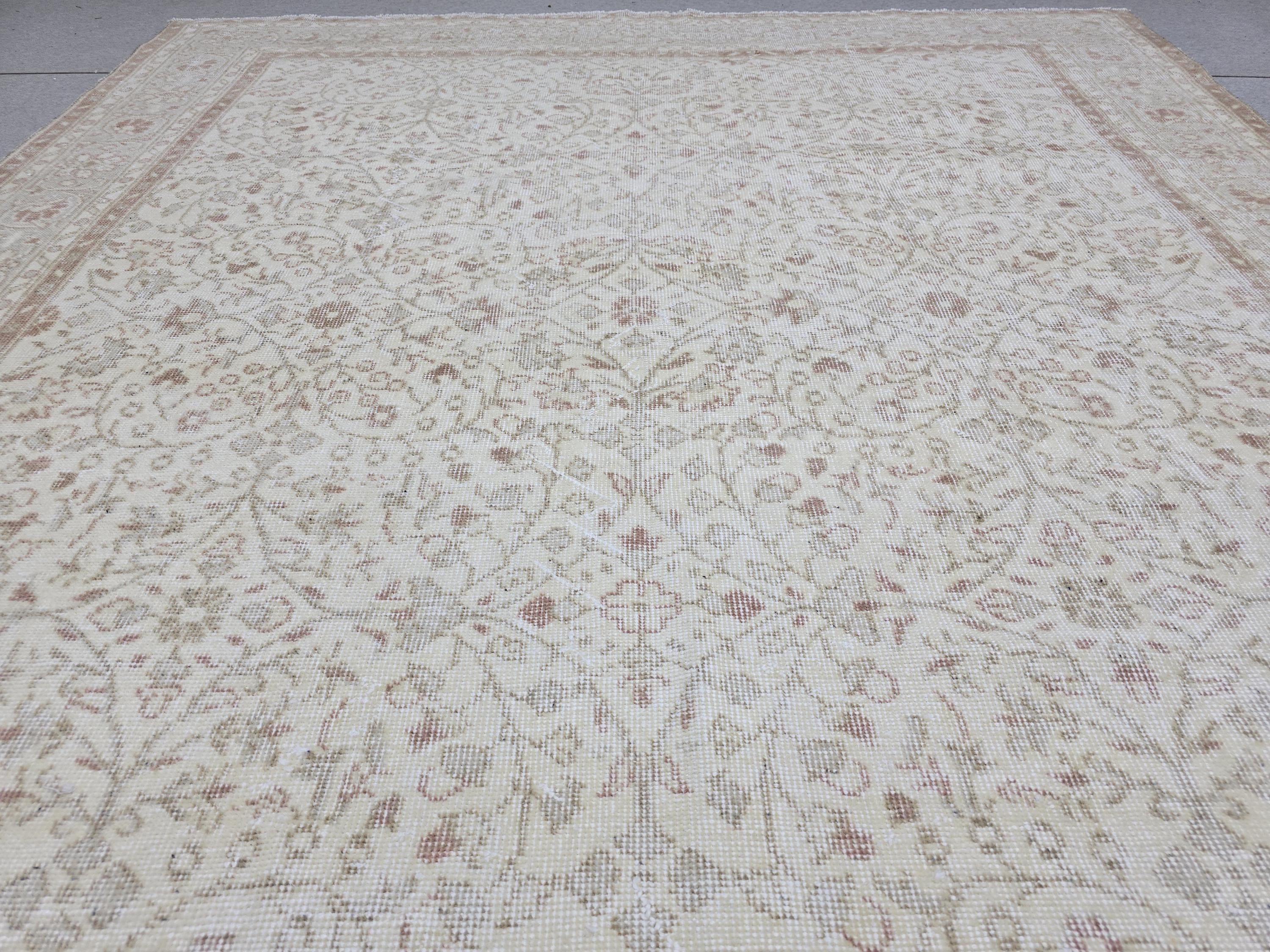 Handknotted Oushak Wool Rug 7x10, Cream Terracotta Floral Turkish Carpet