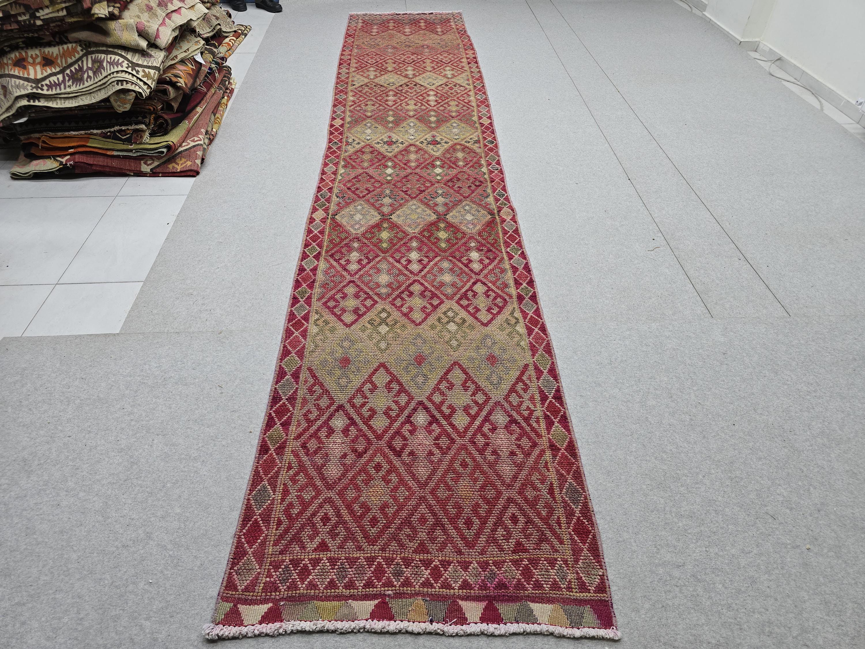 3x14 Vintage Oushak Runner Rug: Hand-Knotted Wool Turkish runner rug for Kitchen and Stairs - Long Hallway runner (2.75x14.4 ft)