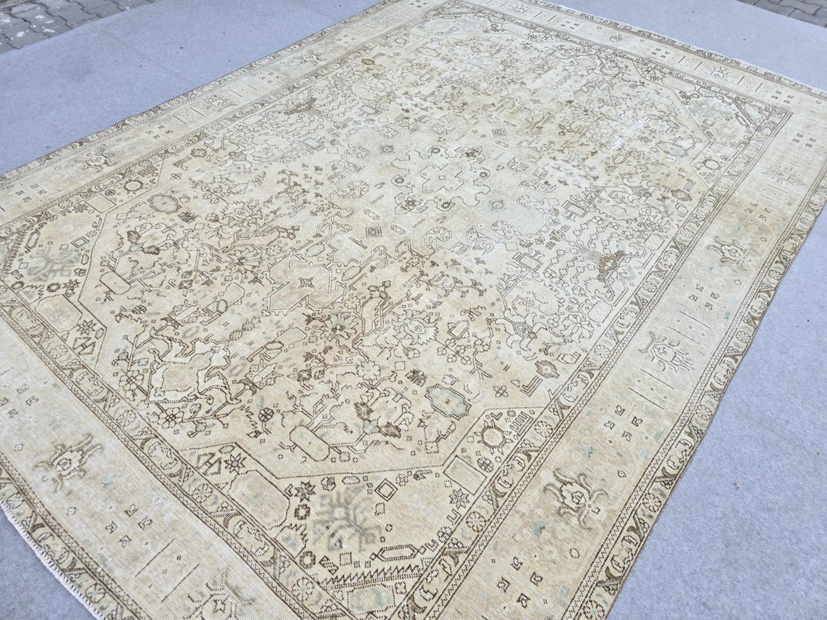 Vintage Rug 8x11 | Faded Oatmeal All Over Floral Area Rug | Hand Knotted Wool Neutral Turkish Carpet | Living Room Bedroom Boho