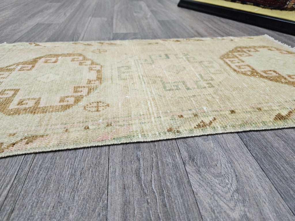 Handwoven Wool Turkish Rug: Neutral Vintage Oushak Bath Mat (18.50x35.45 inches)