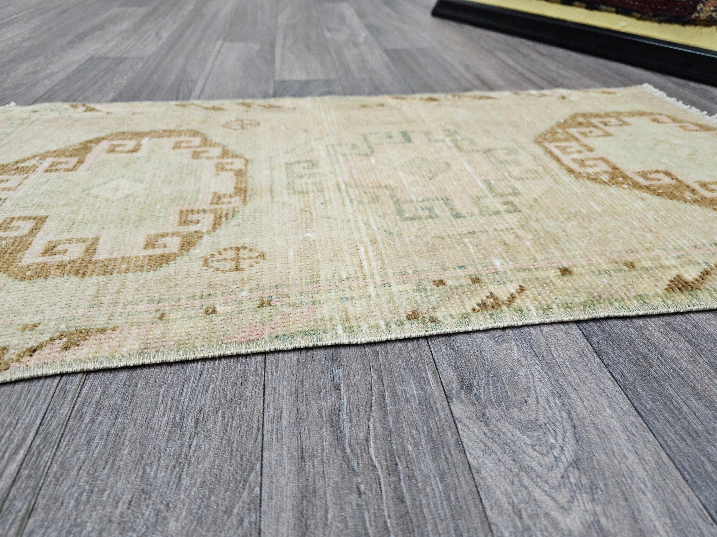 Handwoven Wool Turkish Rug: Neutral Vintage Oushak Bath Mat (18.50x35.45 inches)